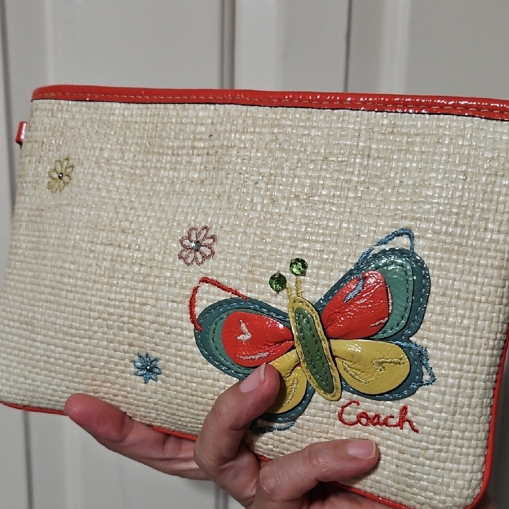 Coach EUC Multicolor Butterfly Clutch Straw. Rare - Picture 4 of 11